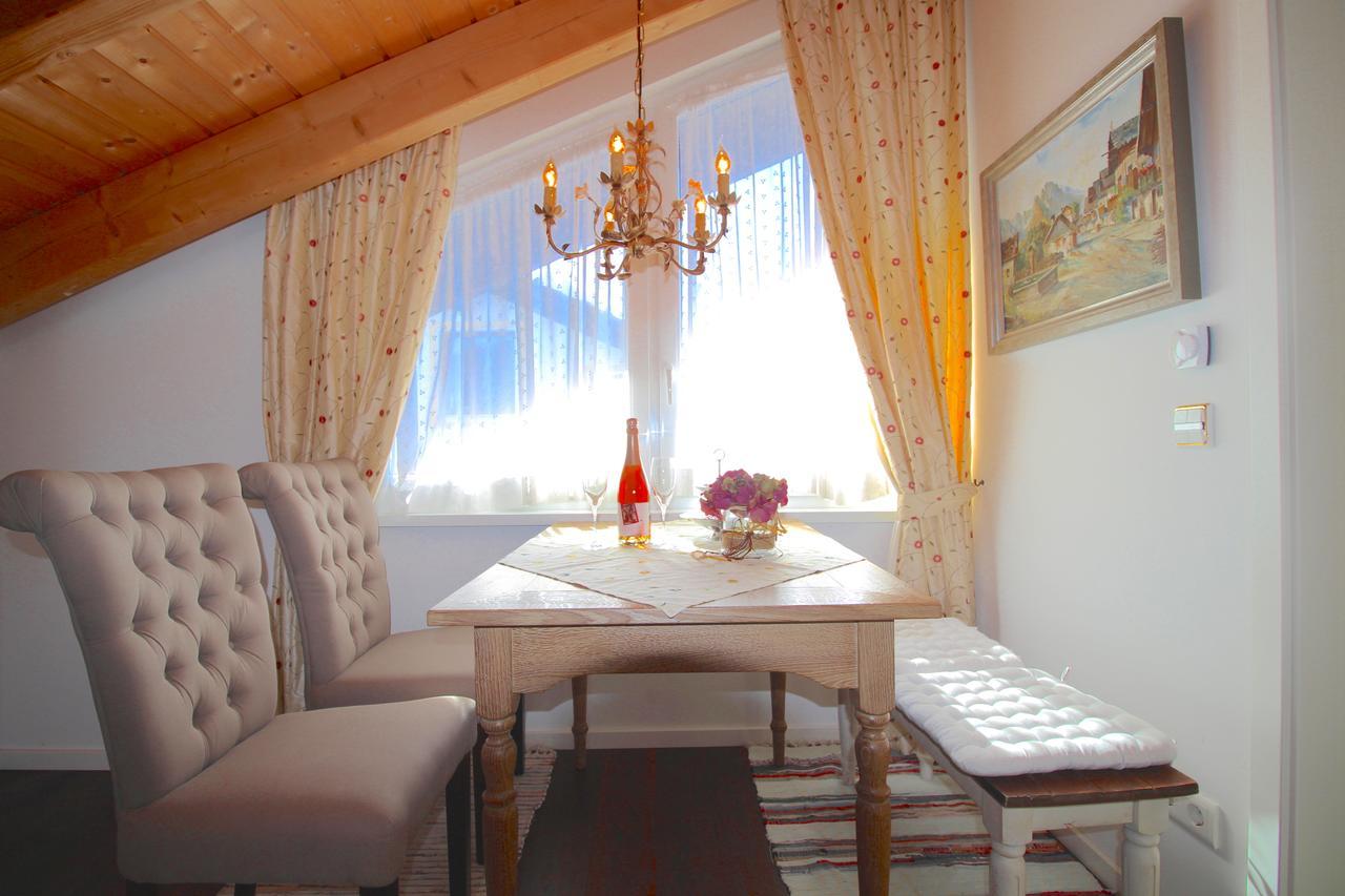 Himmelschloesschen & Chalet Rose Garmisch-Partenkirchen Dış mekan fotoğraf